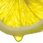 Oily Skin Homemade Recipe 1: Lemon Juice