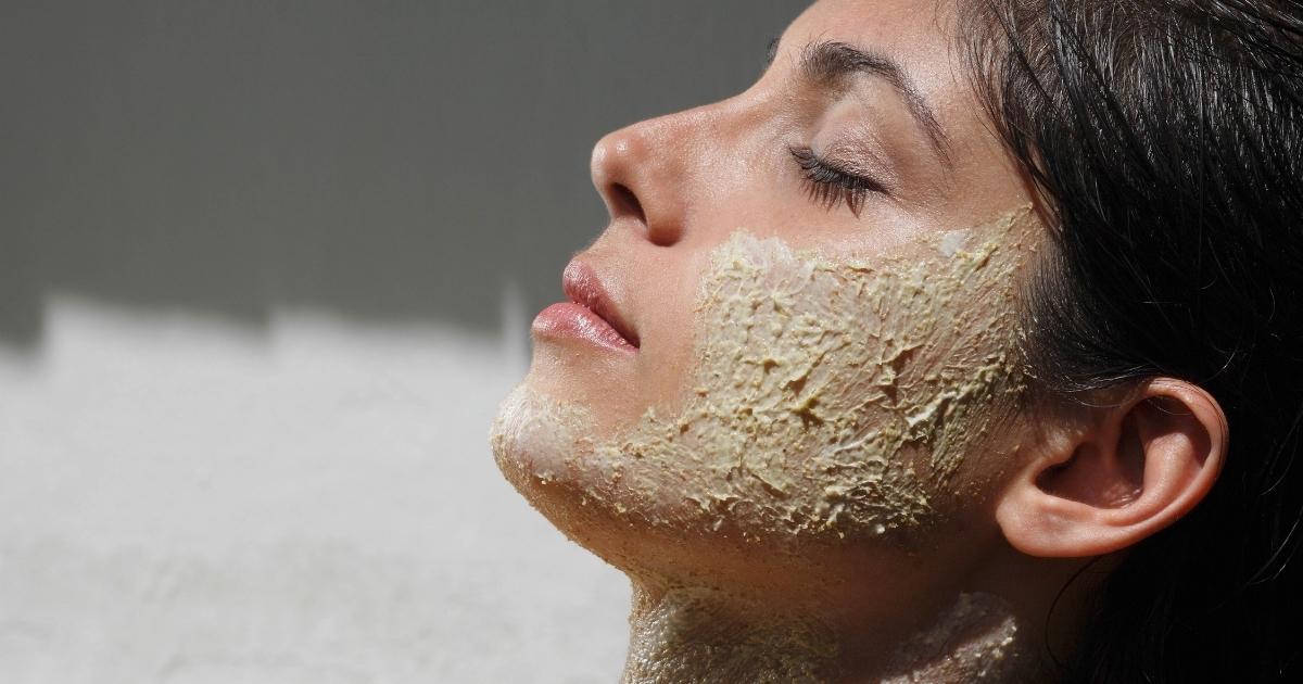 Best Face Scrubs for Oily Skin thevenusface