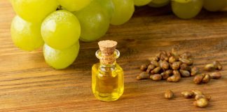 Is Grapeseed Oil Good for Oily Skin Benefits How to Use thevenusface