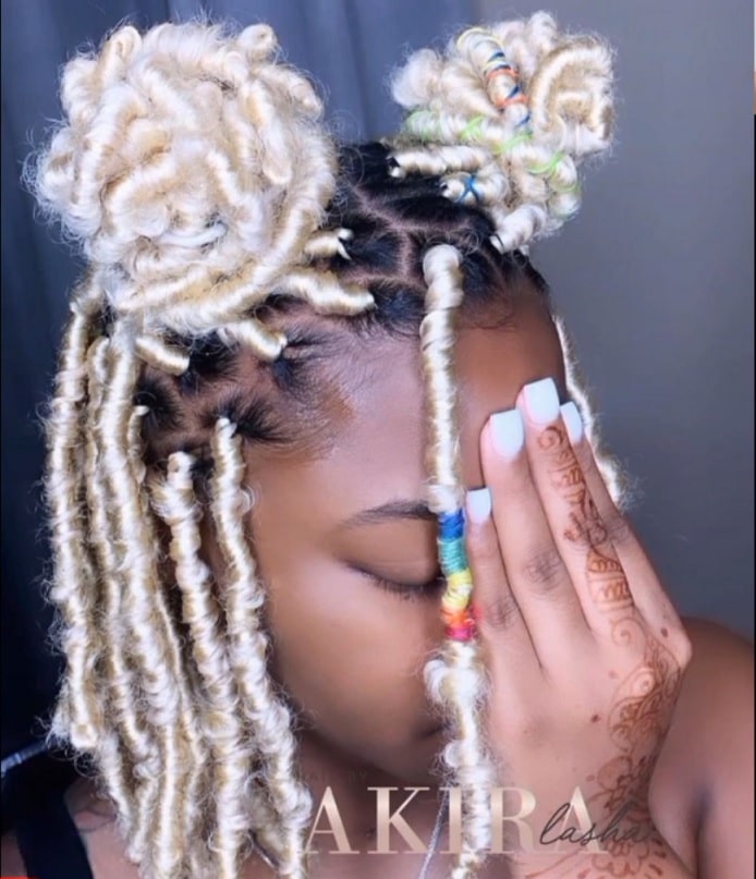 short bright blonde butterfly locs with color thevenusface