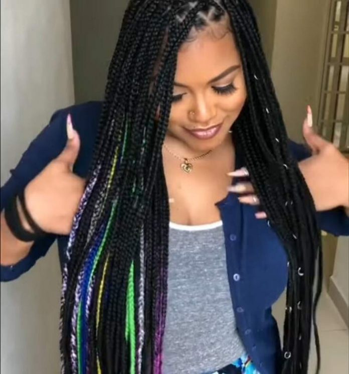 44 Knotless Braids With Color Photos For Haircut Ideas